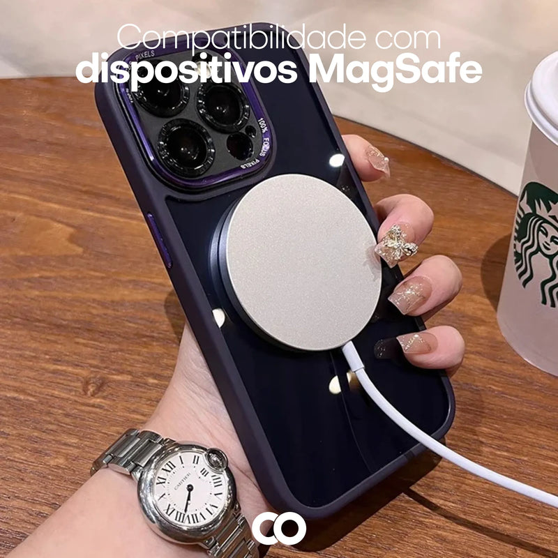 Case Protetora em Silicone com MagSafe - Luxury