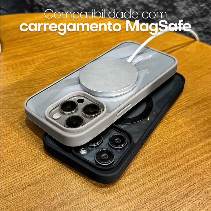 Case Protetora em Silicone com MagSafe - Clear